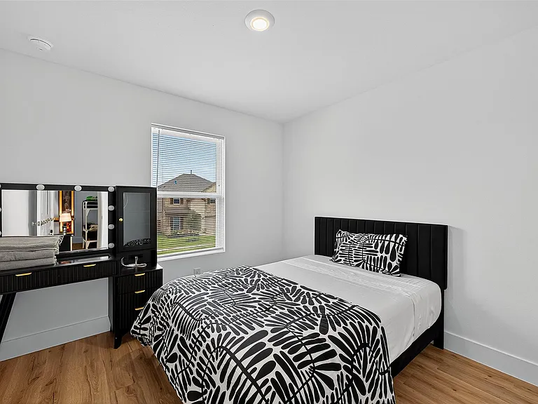 27615 Seascape Village Dr — Photo 26