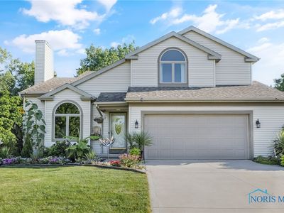 8220 Doyle Dr, Sylvania, OH, 43560