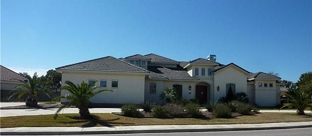 1st image of 365 Regent Cir