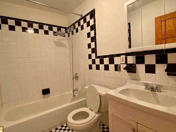 5th image of 296 5th Ave #2B