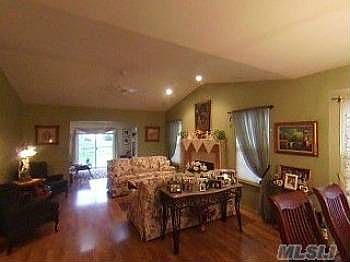 3rd image of 22 Ethan Cir
