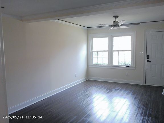 2nd image of 6254 Old Pineville Rd APT A
