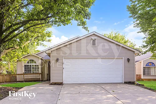 3219 Keystone Lakes Way Photo 1