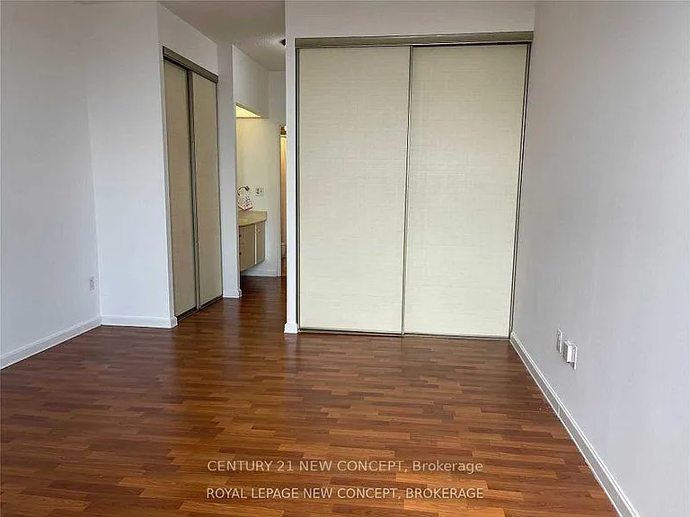195 Saint Patrick St #PH4B — Photo 29
