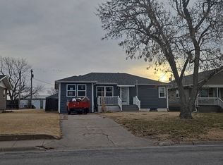 628 N Main St, Wakeeney, KS 67672