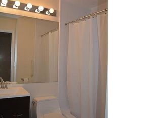 7 Village Walk, Wilton, CT 06897