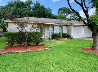 16215 Rill Ln, Houston, TX 77062