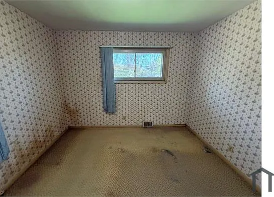 22050 Chardon Rd — Photo 16