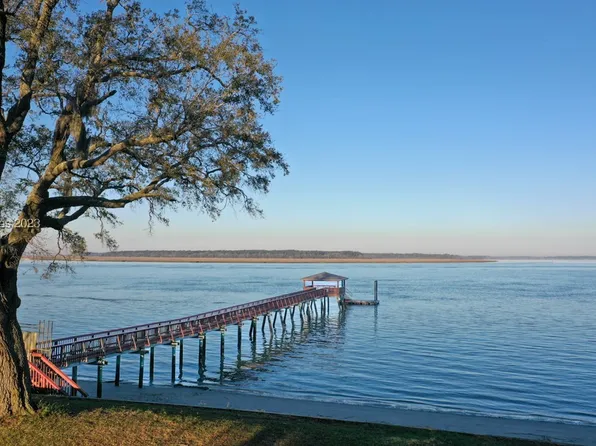 750 Spanish Wells Rd, Hilton Head Island, SC 29926