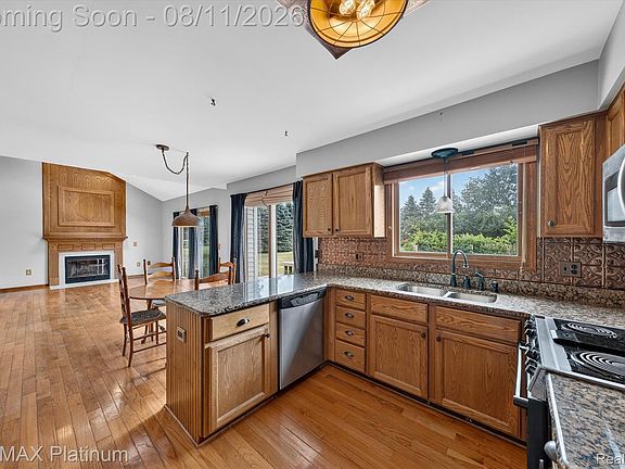 2nd image of 7892 Birkenstock Dr