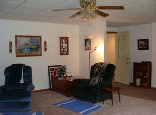 208 E Main St, Agency, IA 52530
