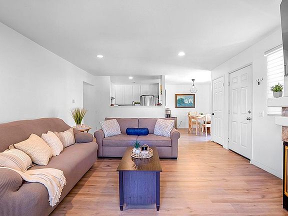 4th image of 2036 Coolidge St APT 84