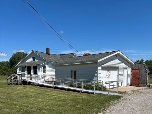 3850 Densmore Rd, Caro, MI 48723