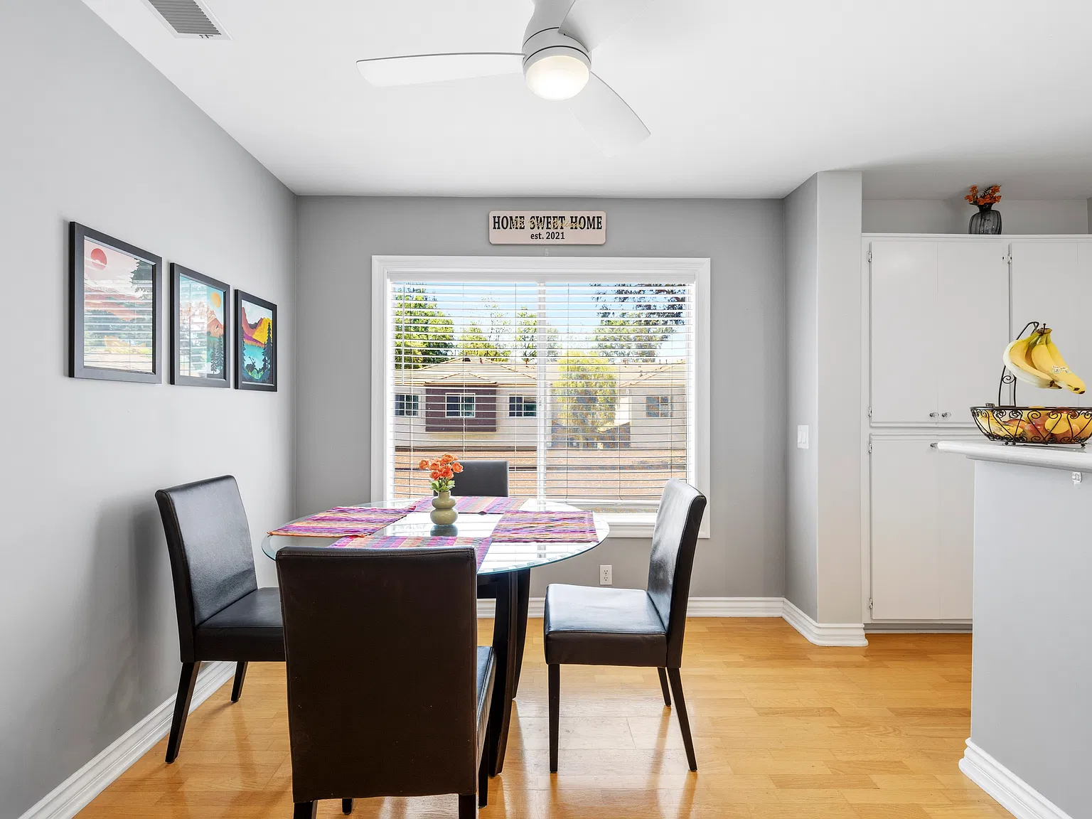 2 bed, 856 sqft, $3,200 — Photo 4