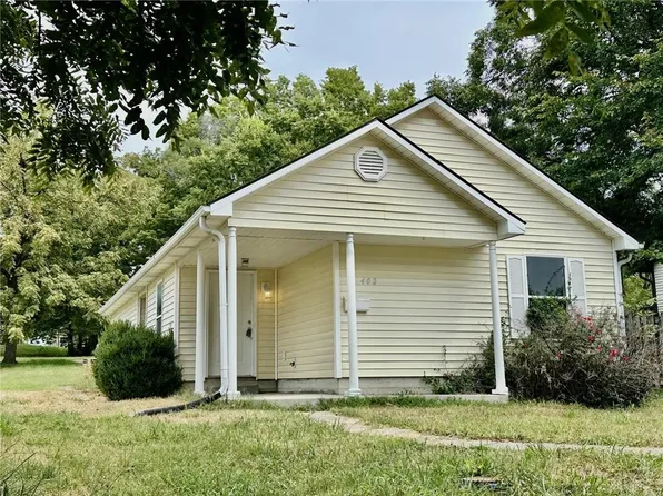 402 W Mechanic St, Harrisonville, MO 64701