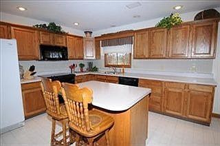 1st image of 1045 Nelis Ct