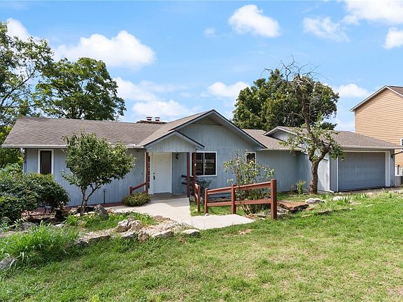 2nd image of 51 Cypress Point Ln