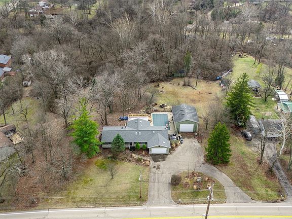 4th image of 1410 Orchard Hill Dr