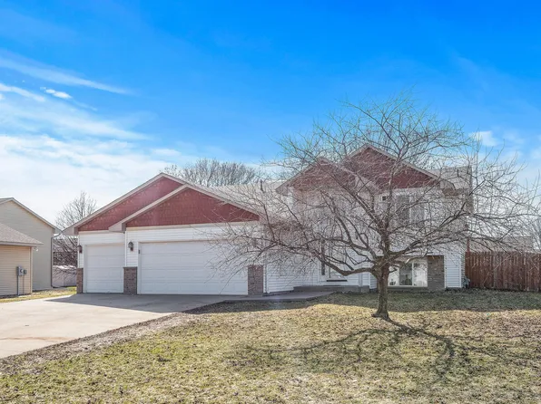 808 S Walnut St, Belle Plaine, MN 56011