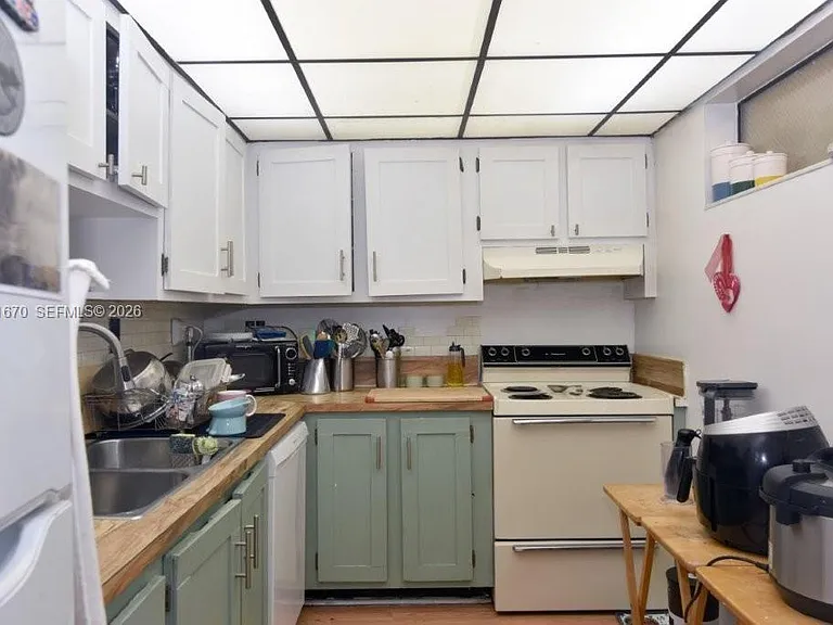 9301 SW 92nd Ave #219-C — Photo 12