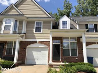 4929 Green Ct, Shelby Township, MI 48317