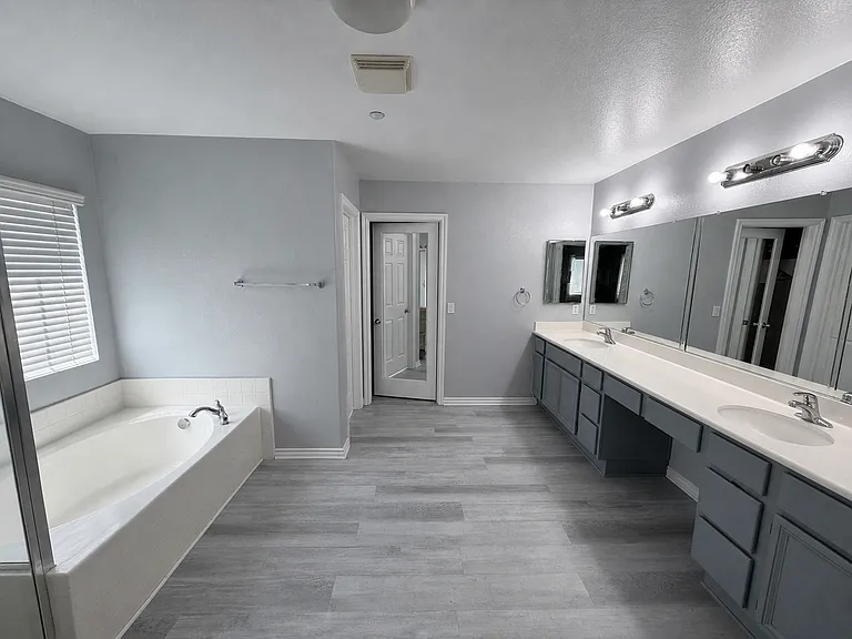 Master bath
