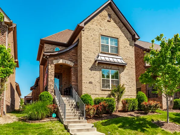 1118 Kennesaw Blvd, Gallatin, TN 37066