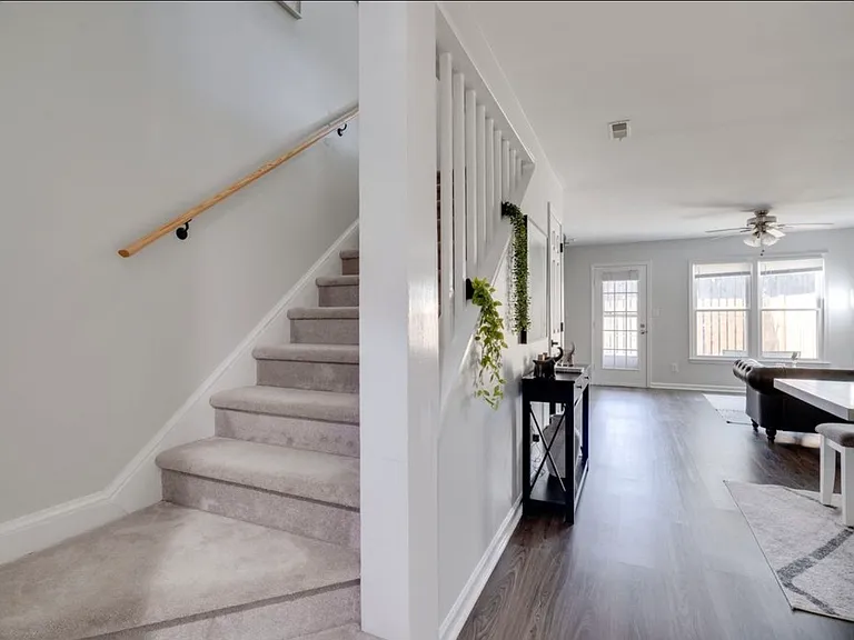 3302 Comstock Rd — Photo 16