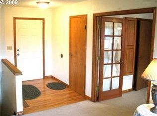 187 NW Royal Ave, Gresham, OR 97030