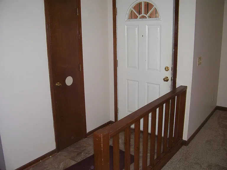 6004 Bartlett Ct — Photo 5