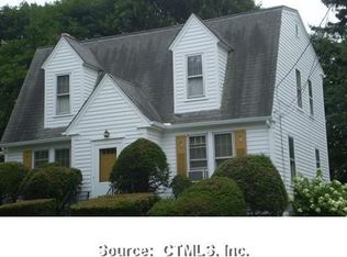 42 Trumbull St, Meriden, CT 06451