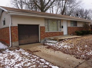 9938 Lanier Dr, Saint Louis, MO 63136