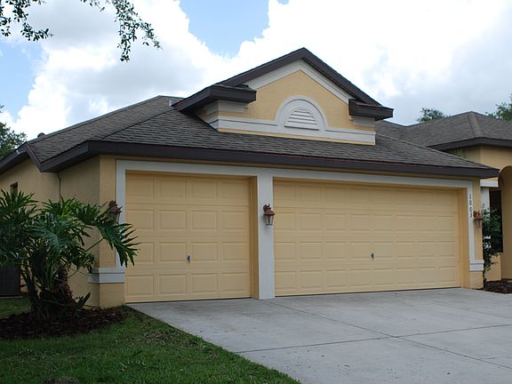 2nd image of 1003 Natural Oaks Dr