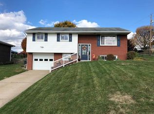 200 Sunglow Dr, Elizabeth, PA