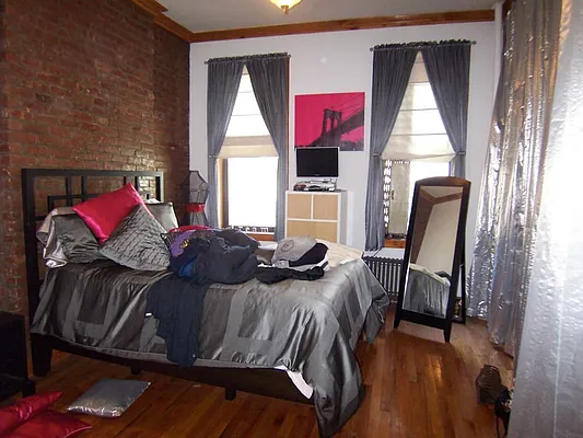 Rented by Town Residential | media 20