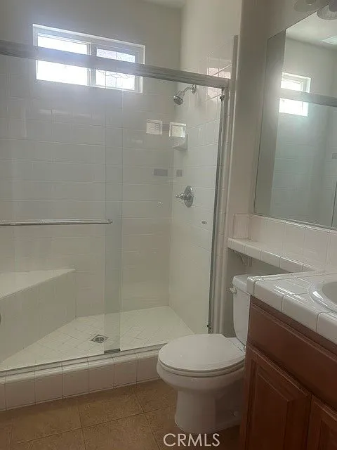 5 bed, 3318 sqft, $2,900 — Photo 4