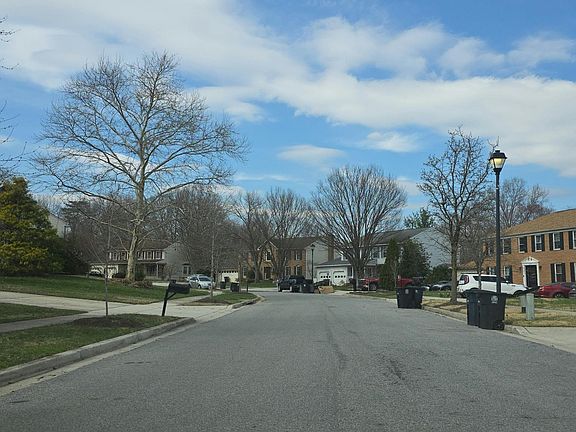 4th image of 11907 Frost Dr