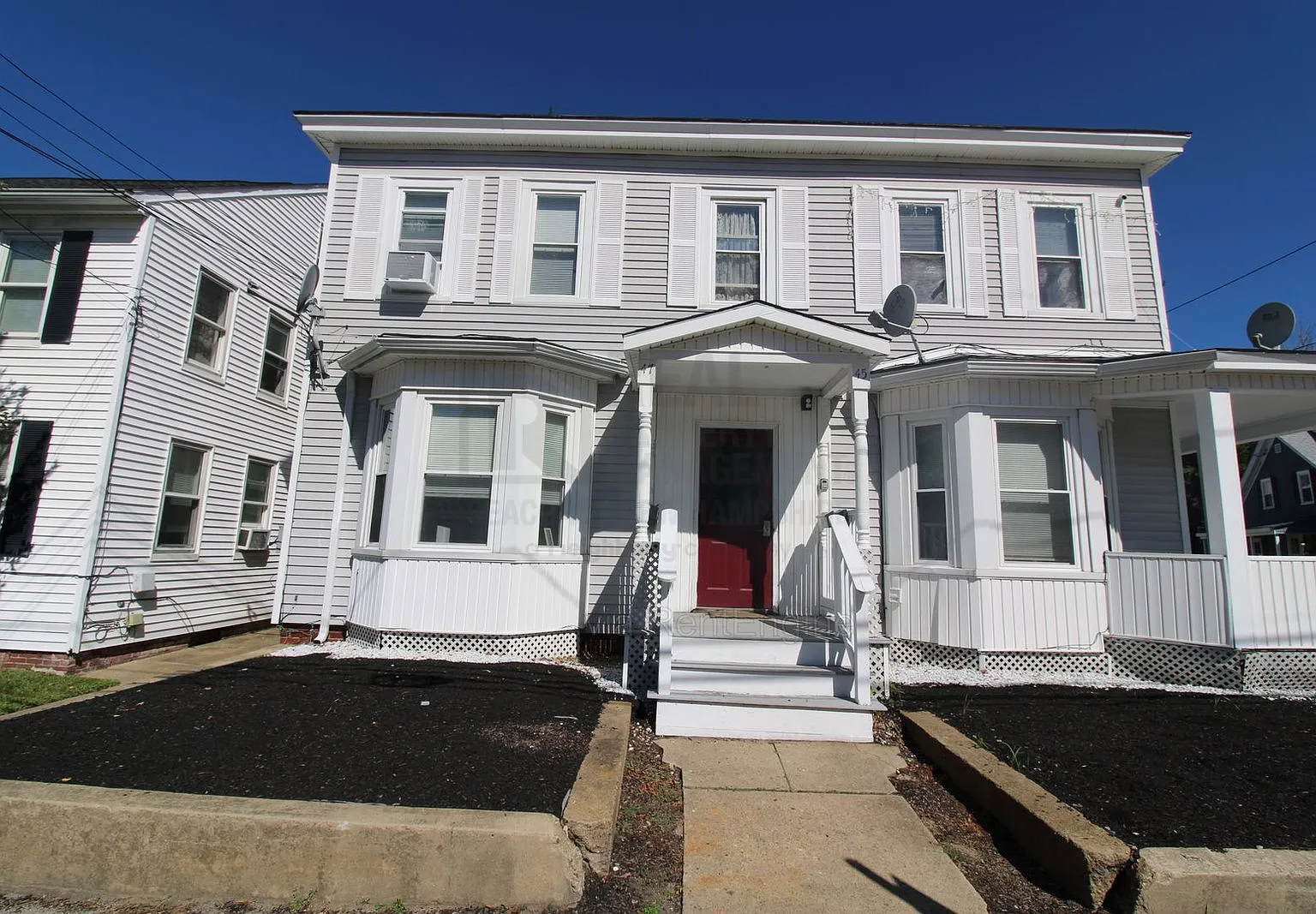 1 bed, 1.0 bath, $1,350 — Photo 2