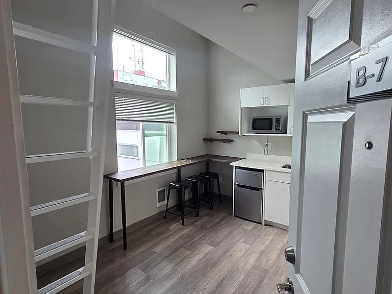 Madison 2.0 Studios — Photo 22