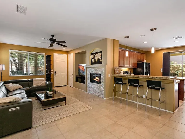 48737 Anastacia Ct — Photo 5