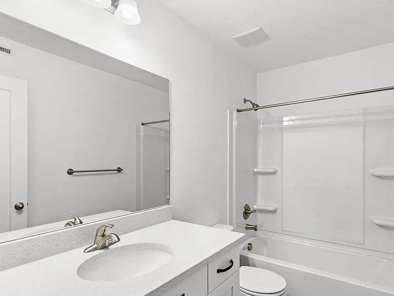 2040 W 775 N — Photo 15
