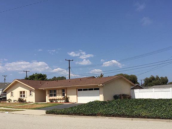 2nd image of 296 Baldwin Ave