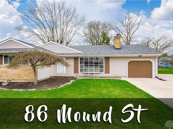 86 Mound St, Brookville, OH 45309