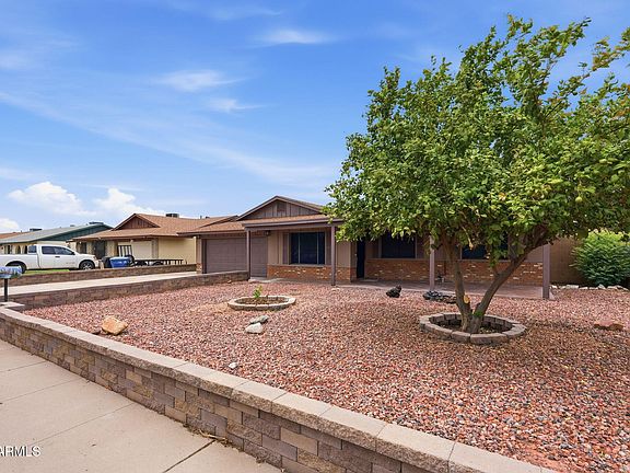 3rd image of 11002 N 45TH Avenue