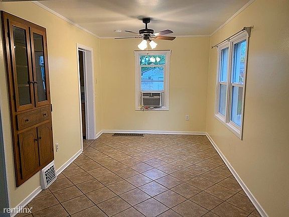3rd image of 1328 Perkins Ave