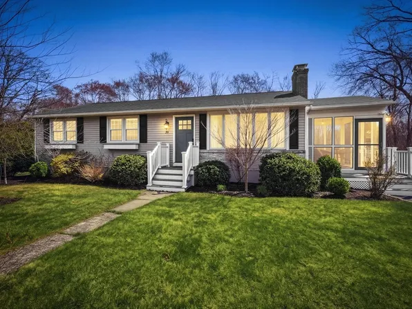 39 Tanager Dr, Shrewsbury, MA 01545