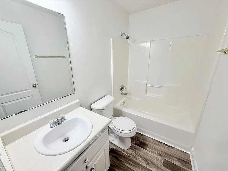 7945 Amethyst Dr — Photo 11