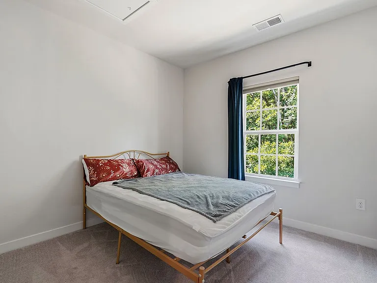 131 Callowhill Ln — Photo 22