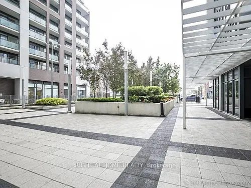 400 Adelaide St E Photo 1