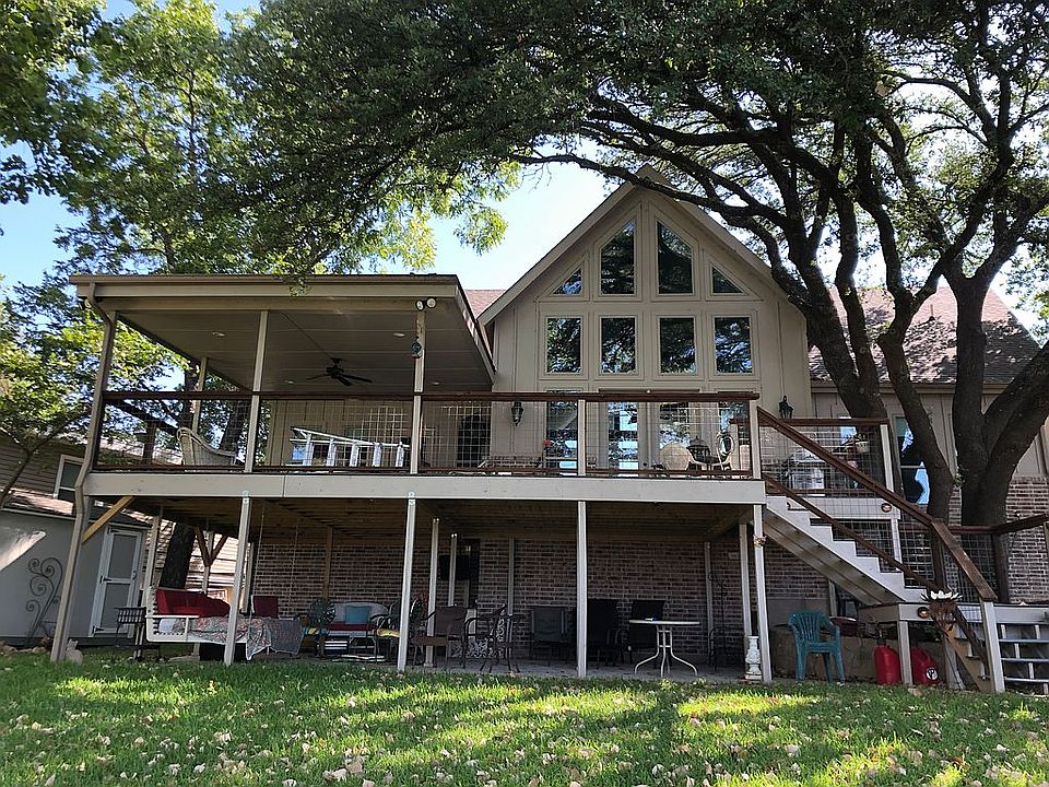 2nd image of 1629 E Lake Dr